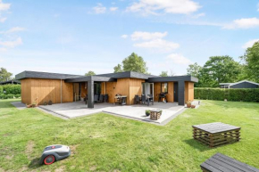 Beautiful Holiday Home For 2 Families Near Grenaa Beach, Grenå